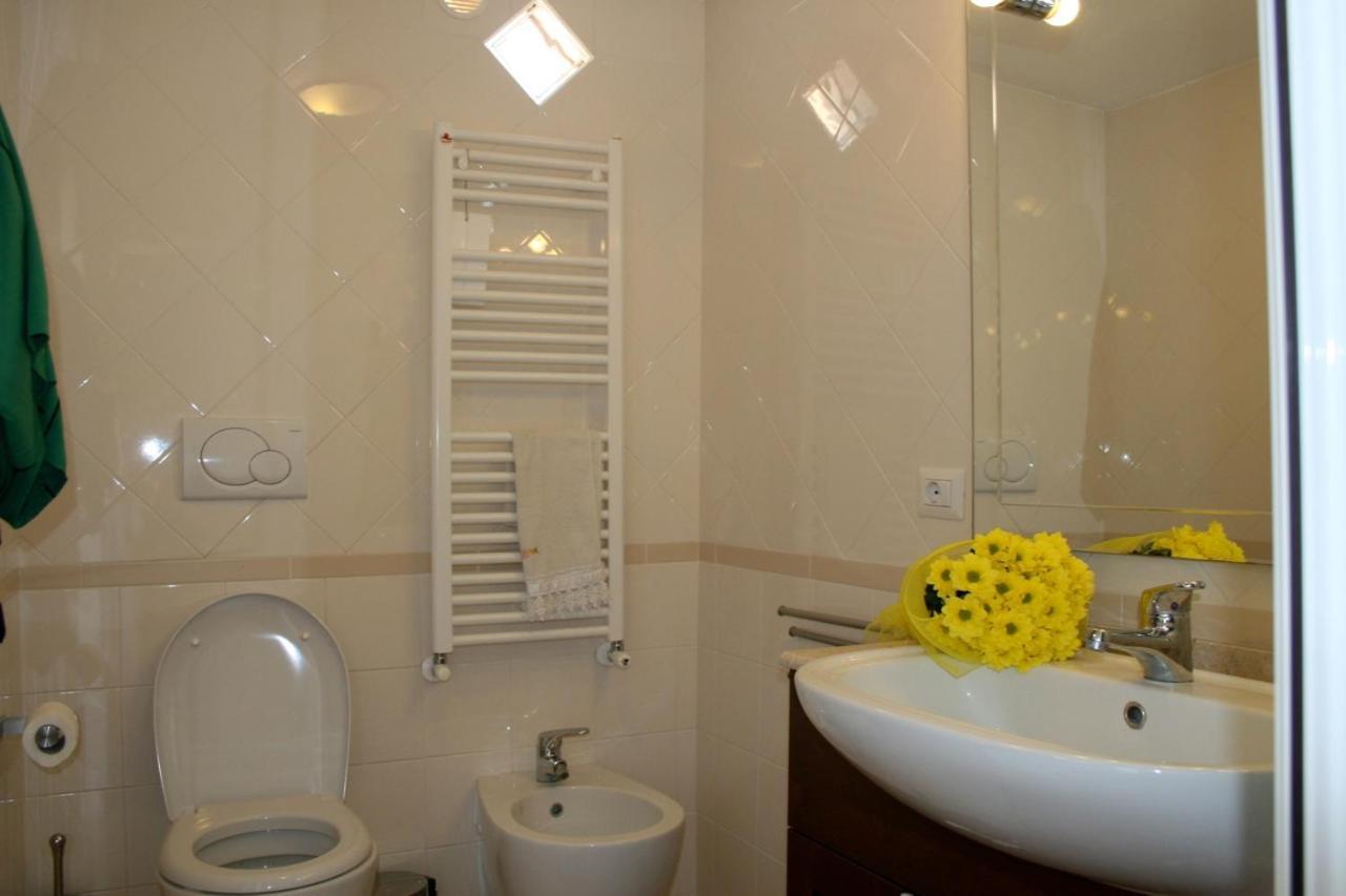 Apartamento Attico Con Terrazza Santa Cecilia Roma Exterior foto